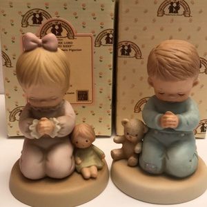 Vintage Memories of Yesterday - Boy & Girl Praying